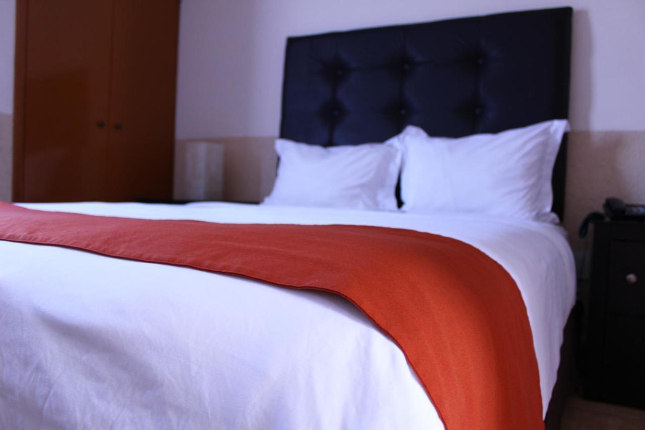 El Regio Otel Monterrey Dış mekan fotoğraf