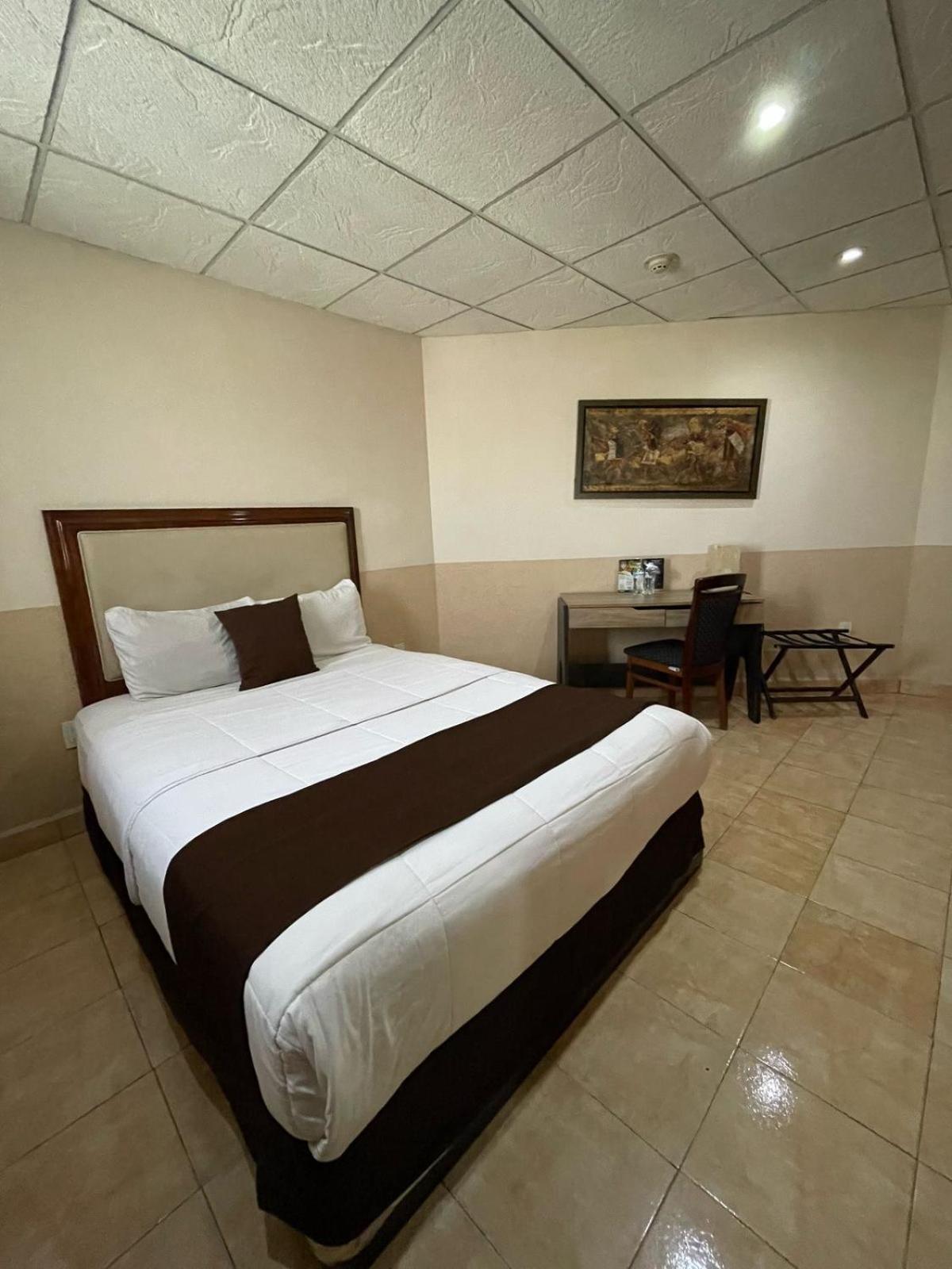 El Regio Otel Monterrey Dış mekan fotoğraf
